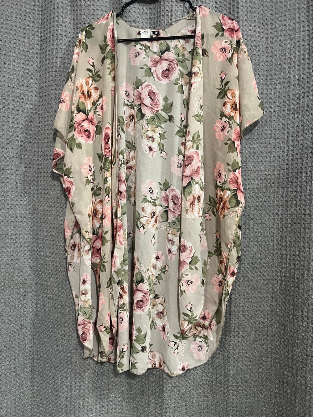 🌸Floral Kimono Cardigan in Sage Green and Blush